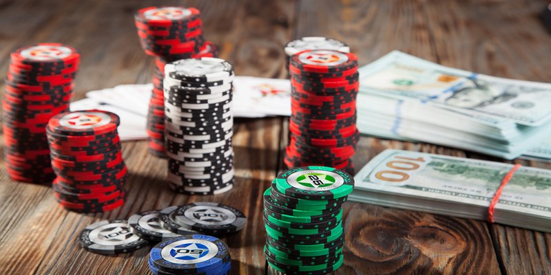 Luật chơi bài poker Kubet11 Dễ Hiểu Nhất Cho Tân Thủ 1 Trong game bài poker sẽ có tổng cộng 4 vòng đặt cược